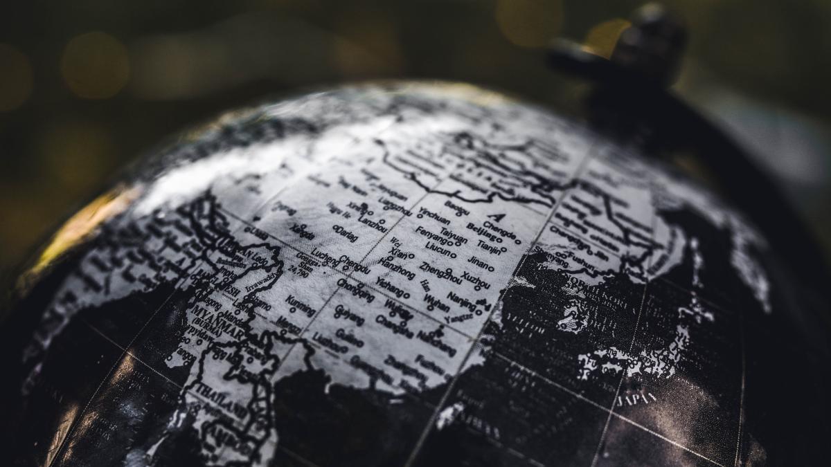 glob-pamantesc-2_15512800