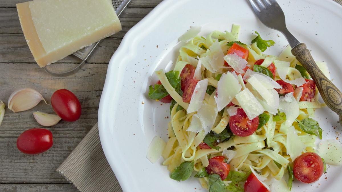 ce inseamna de fapt nutritia corecta cum trebuie sa mancam medice inseamna nutritia corecta cum trebuie sa mancam medic aceasta ar fi cheia c aceasta ar fi cheia