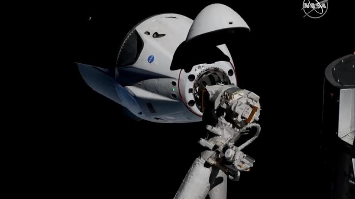 capsula_crew_ssi_94907900