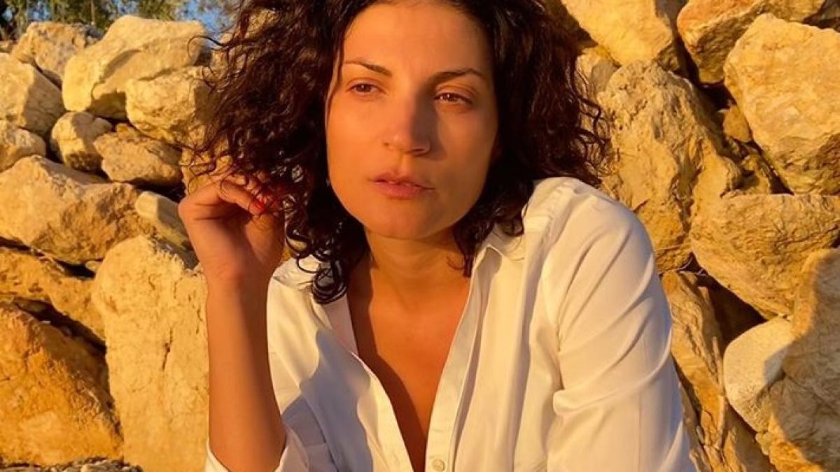 ioana-ginghina_76324800