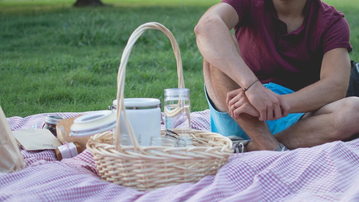 turist-picnic_02846700