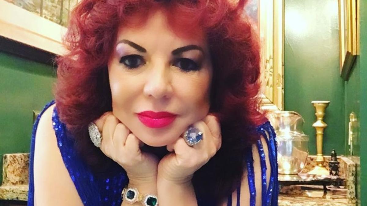 carmen-harra_63069400