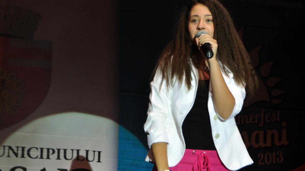 nicole-cherry_13092700