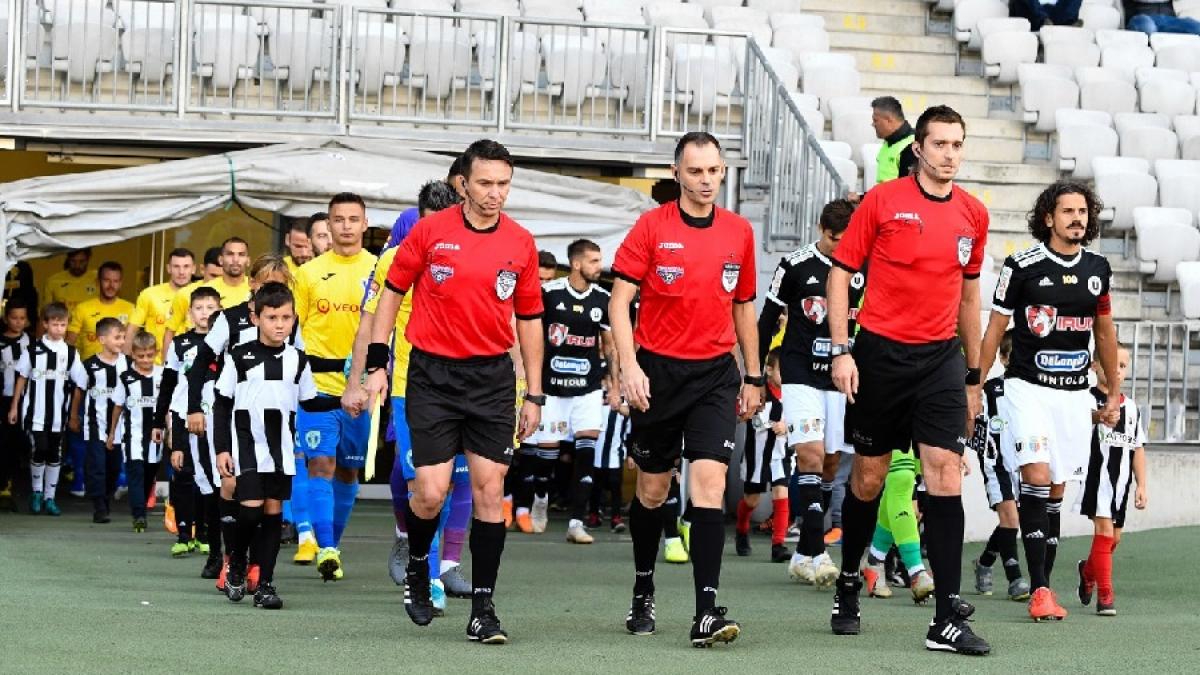 fotbal_petrolul_meci_fb_02314100