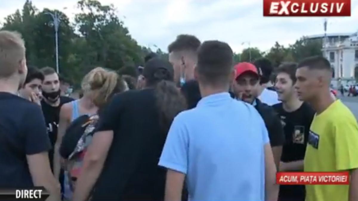 screenshot-2020-08-10-at-20-15-18_41880400