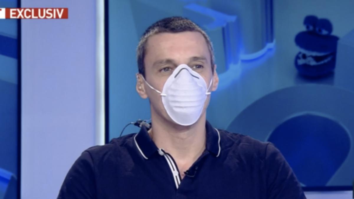 mircea-badea-masca_24843500