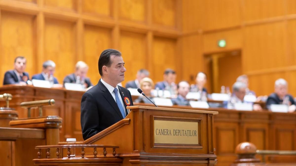 orban_parlament_discurs_fb_12997900