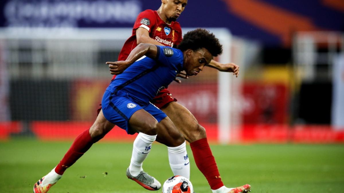 willian_chelsea_arsenal_03801800