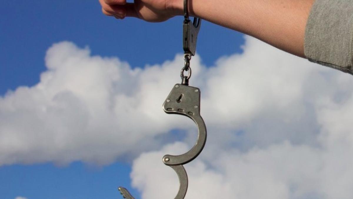 catuse_politist_marea_britanie_27721900