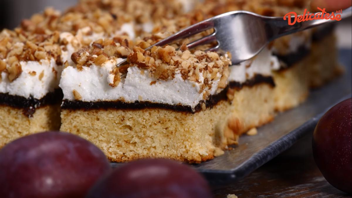 prajitura-cu-gem-de-prune-delicatese-net_28801000