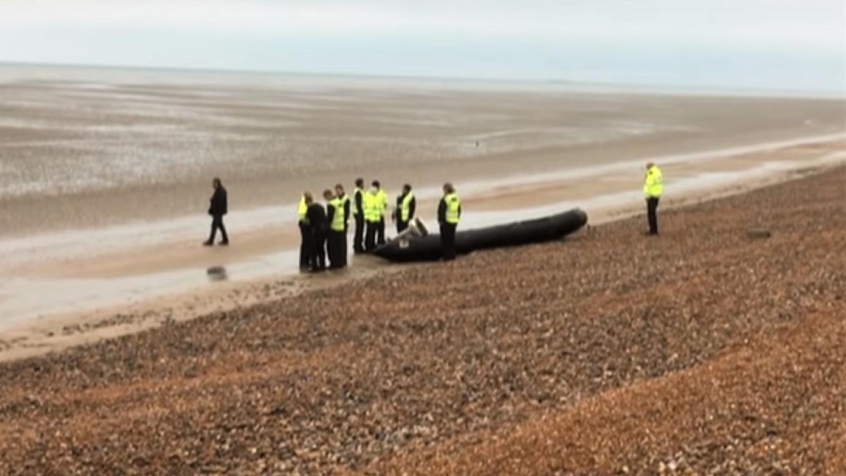 migranti_canalul_manecii_patrule_72449900