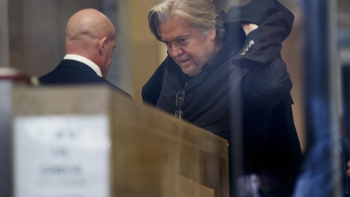 steve_bannon_arestat_agerpres_41673700