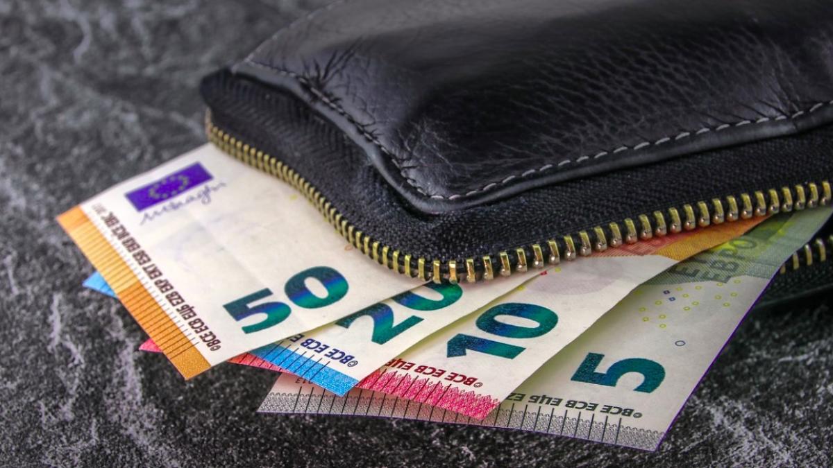 euro_crestere_salariala_salariu_52601900