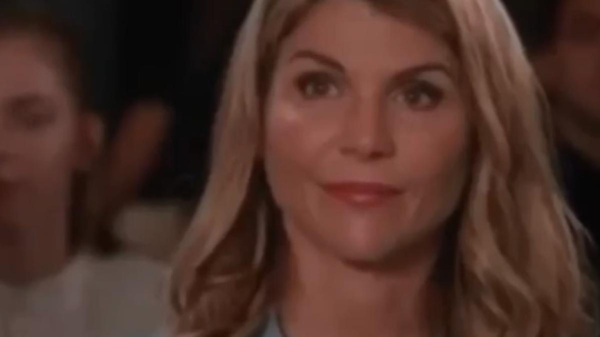 lori-loughlin_97464000