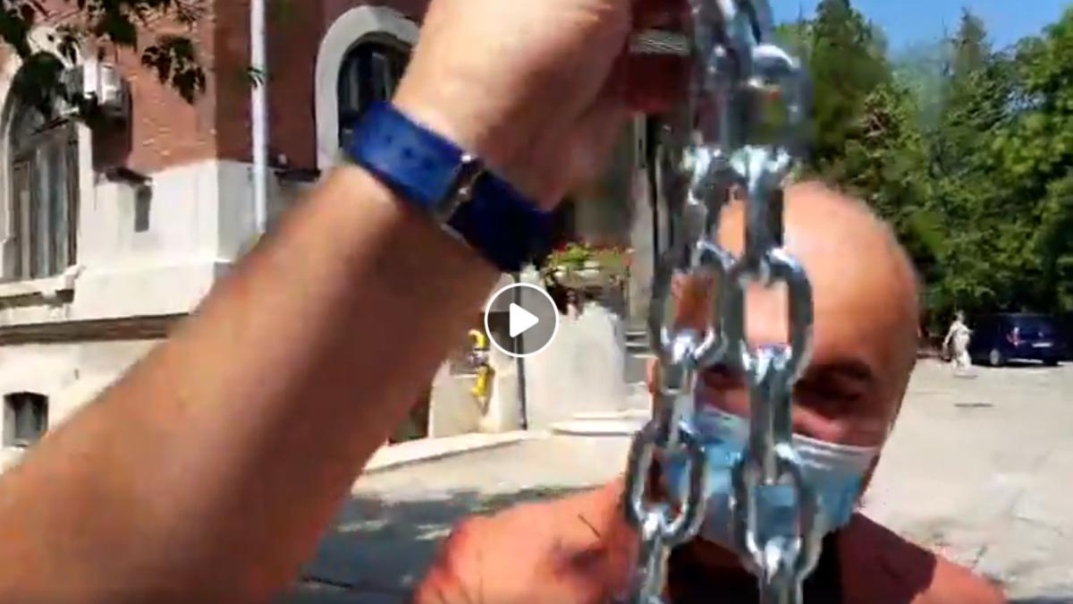 ceausescu-rares-lant_96310600