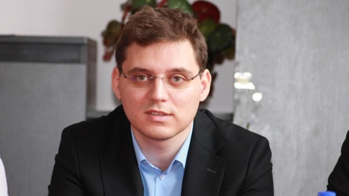 victor_negrescu_63036700