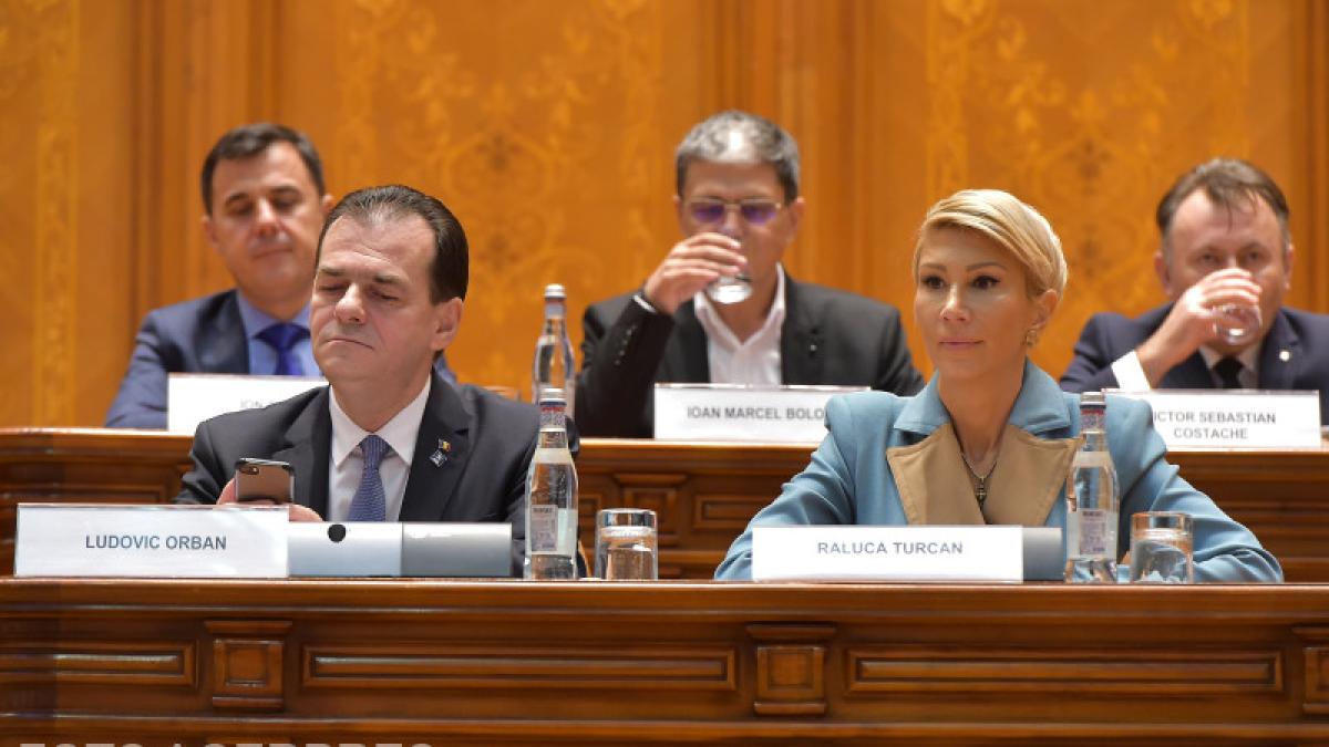 orban-turcan-motiune_30425800