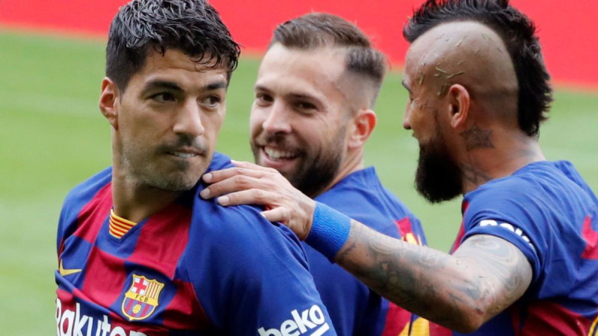 luis_suarez_jordi_alba_arturo_vidal_48873100
