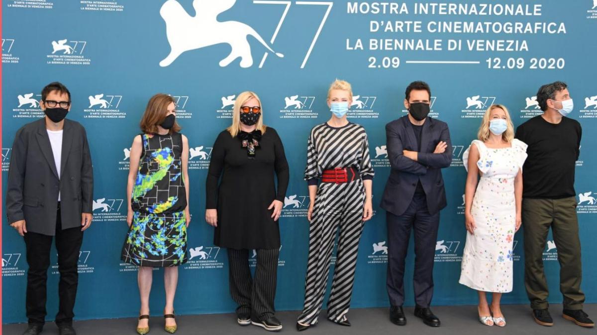 venetia-2020-juriu-mascati_49073700