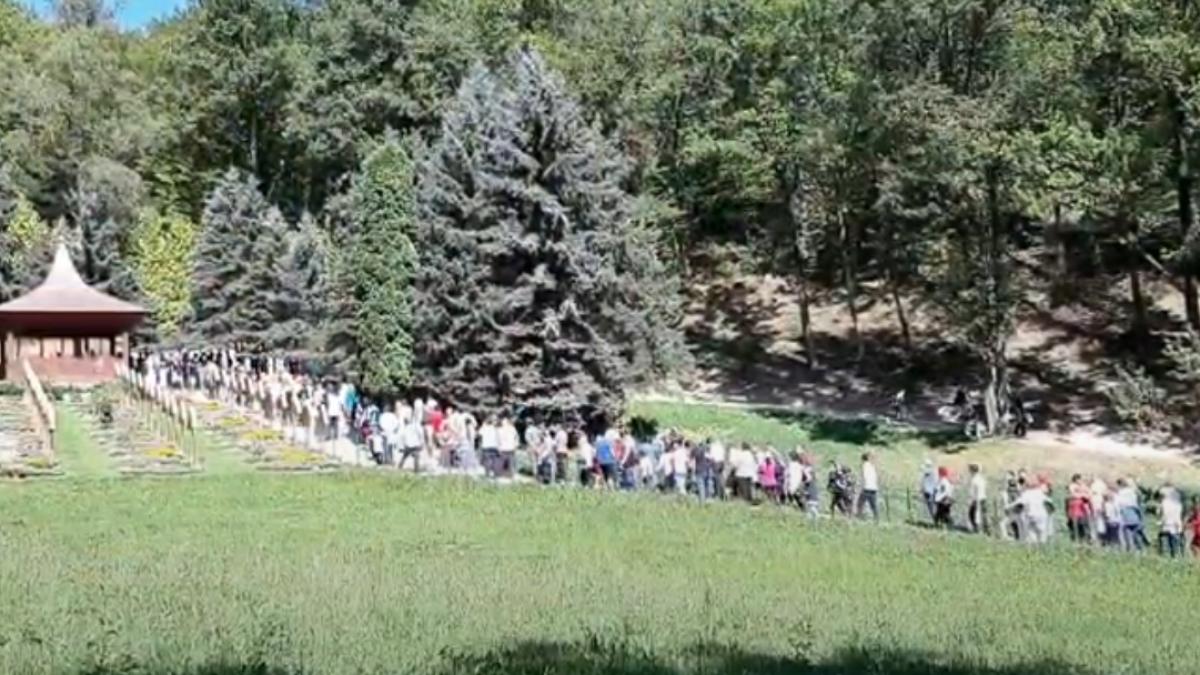 screenshot-2020-09-06-at-18-16-42_12230000