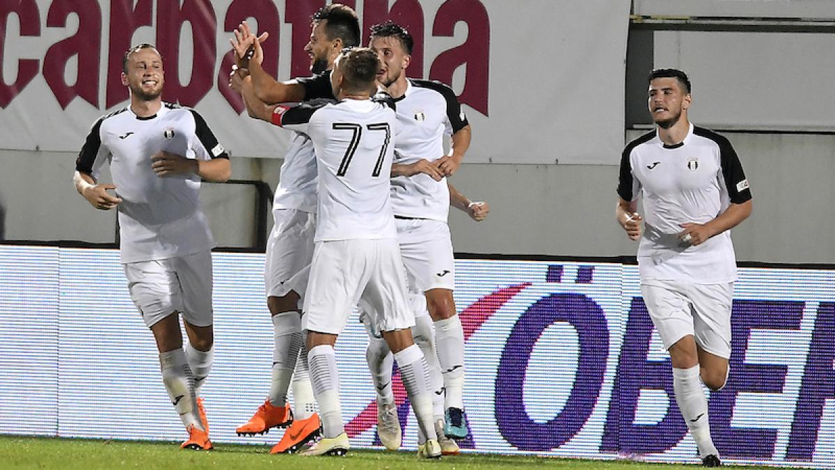 astra_giurgiu_001_99181800