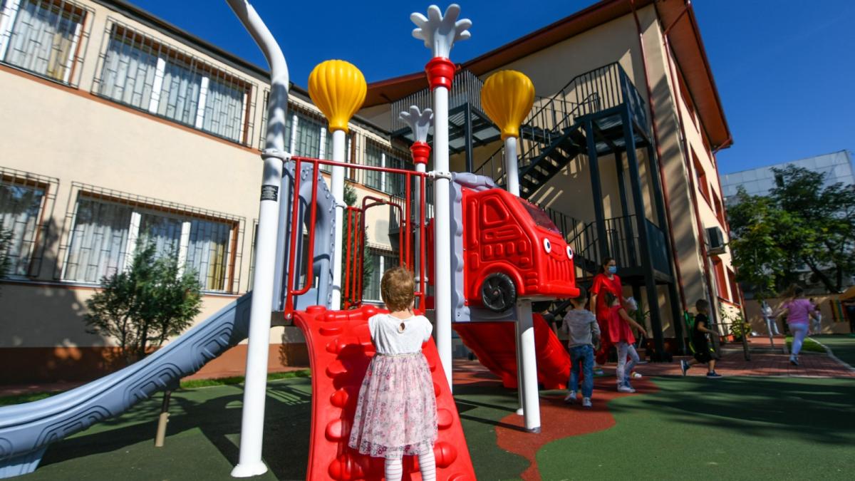 gradinita-nr--162-exterior_48319700