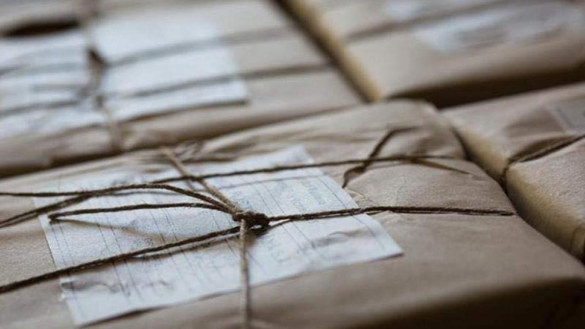 colete_posta_fb_22462200