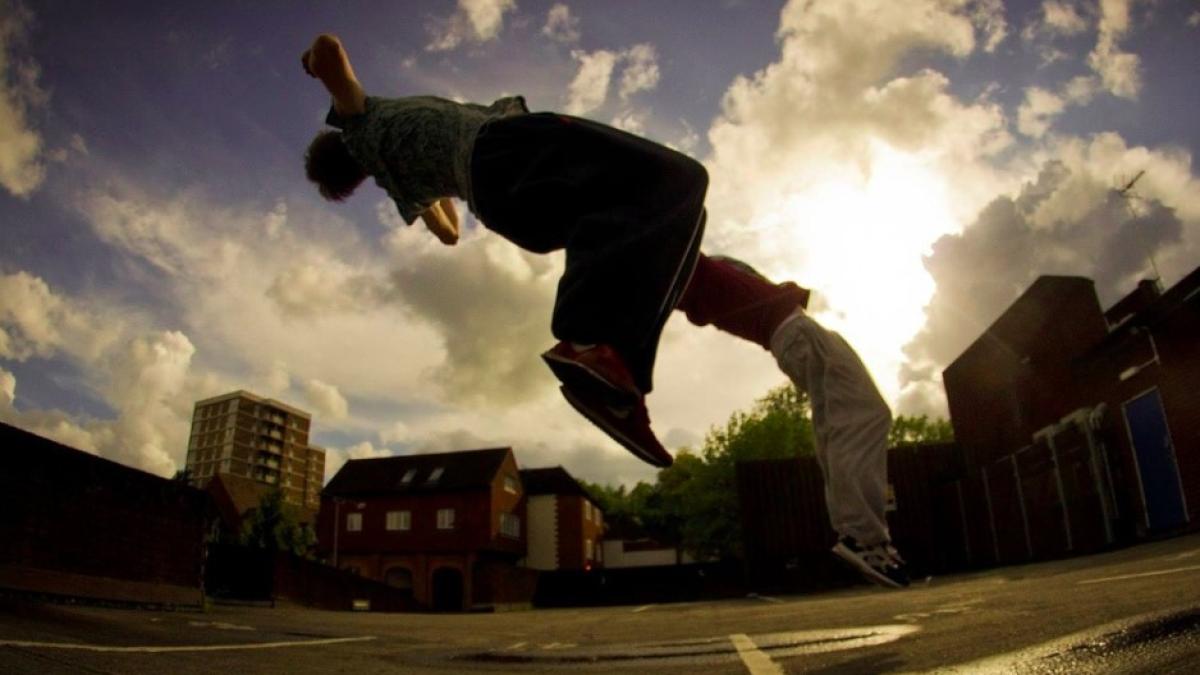 backflip_dat_peste_cap_2_35792700