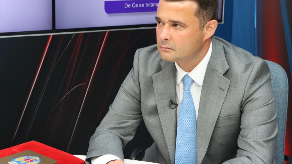 daniel-florea_63923300