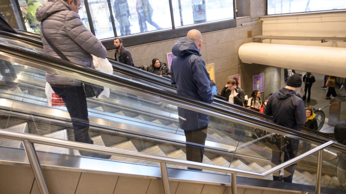 suedia_stockholm_19880400