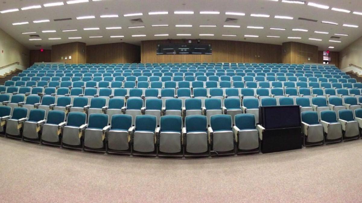 amfiteatru_cursuri_online_facultate_universitate_37395200