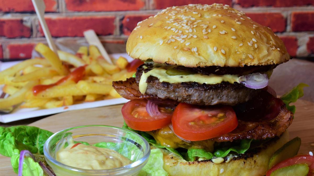 burger-3962997_1280_93935500