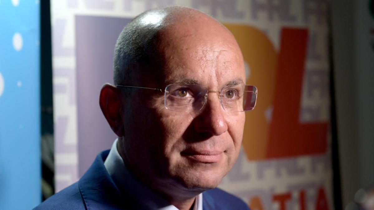 cozmin-gusa-4_19086400