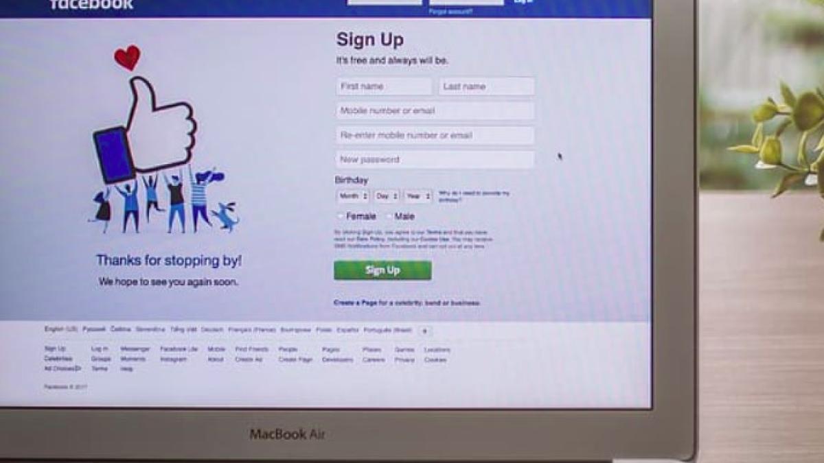 logo_site_facebook_international__08538700