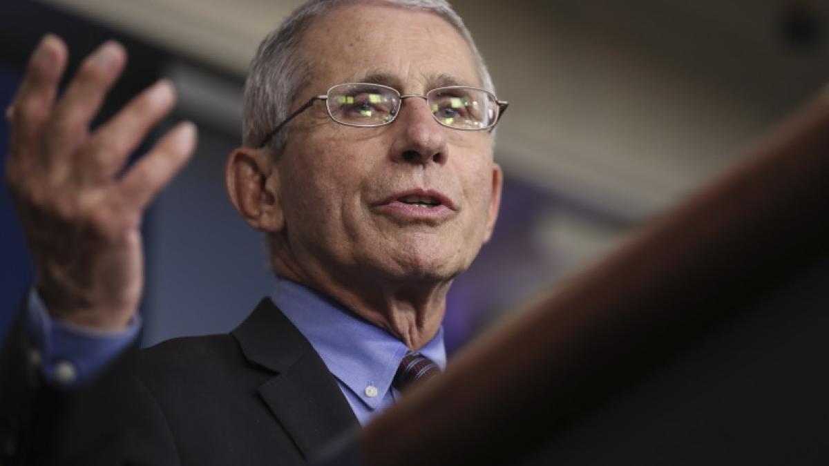 anthony_fauci_sua_doctor_32660200