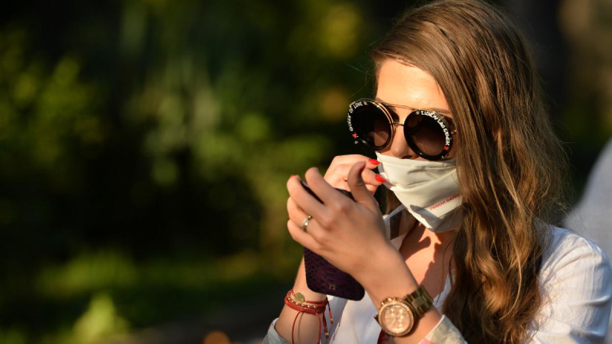 campanie-fata-femeie_37555900