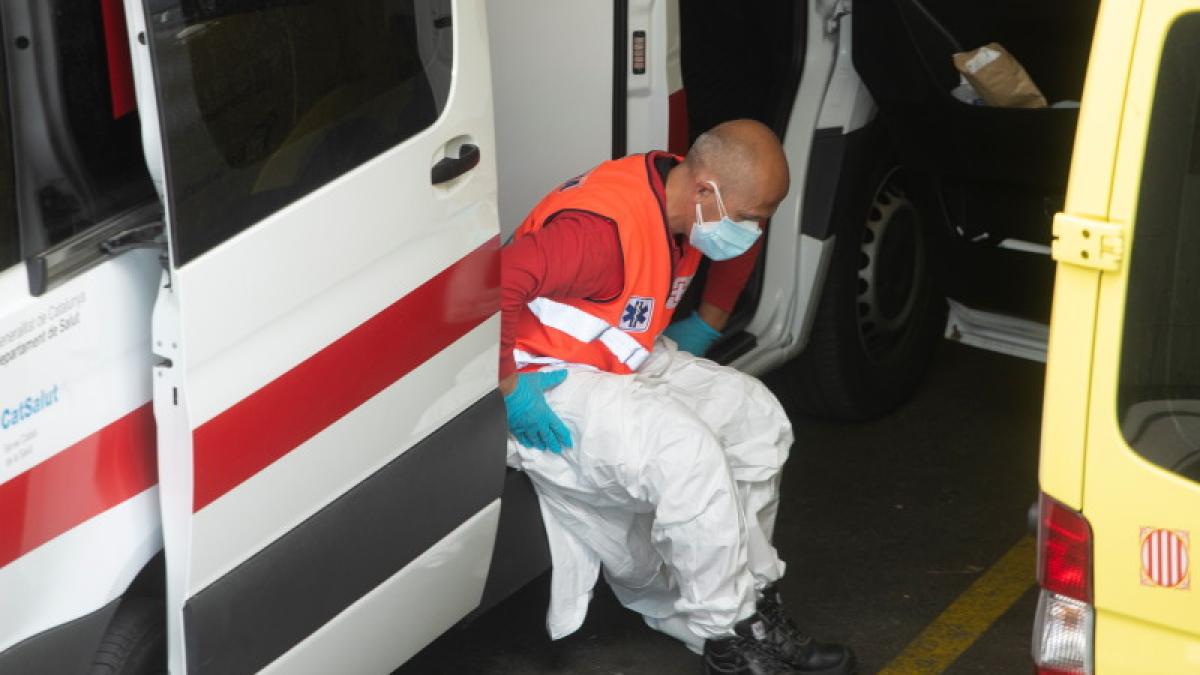 coronavirus-masca-ambulanta_47595900