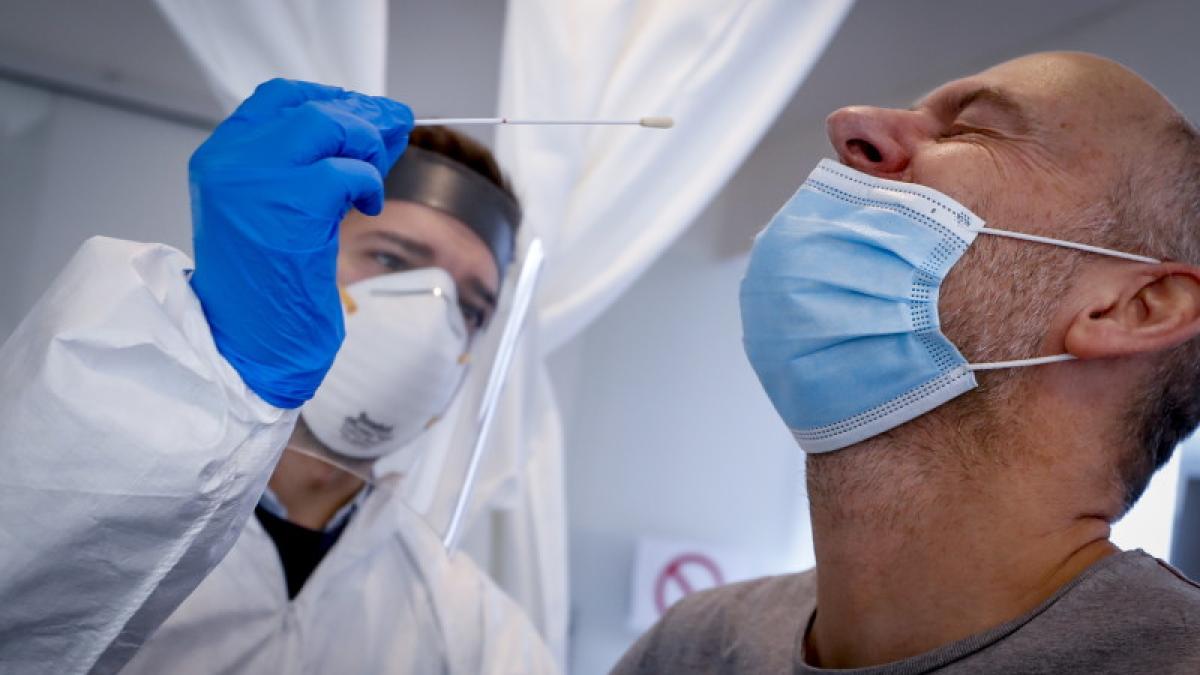 coronavirus-test-masca_55100100