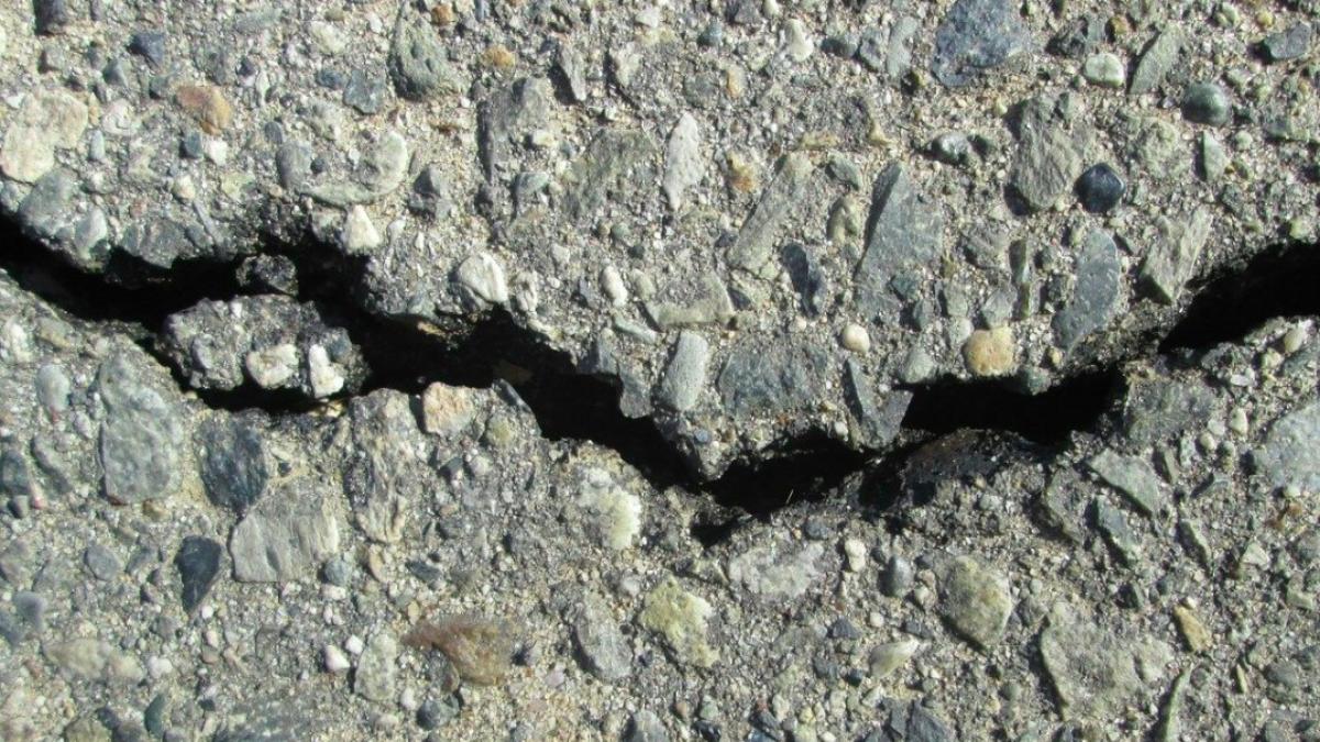 asfalt_crapatura_pxb_88503000