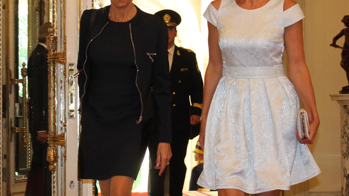 carmen-iohannis-briggite-macron_60632900