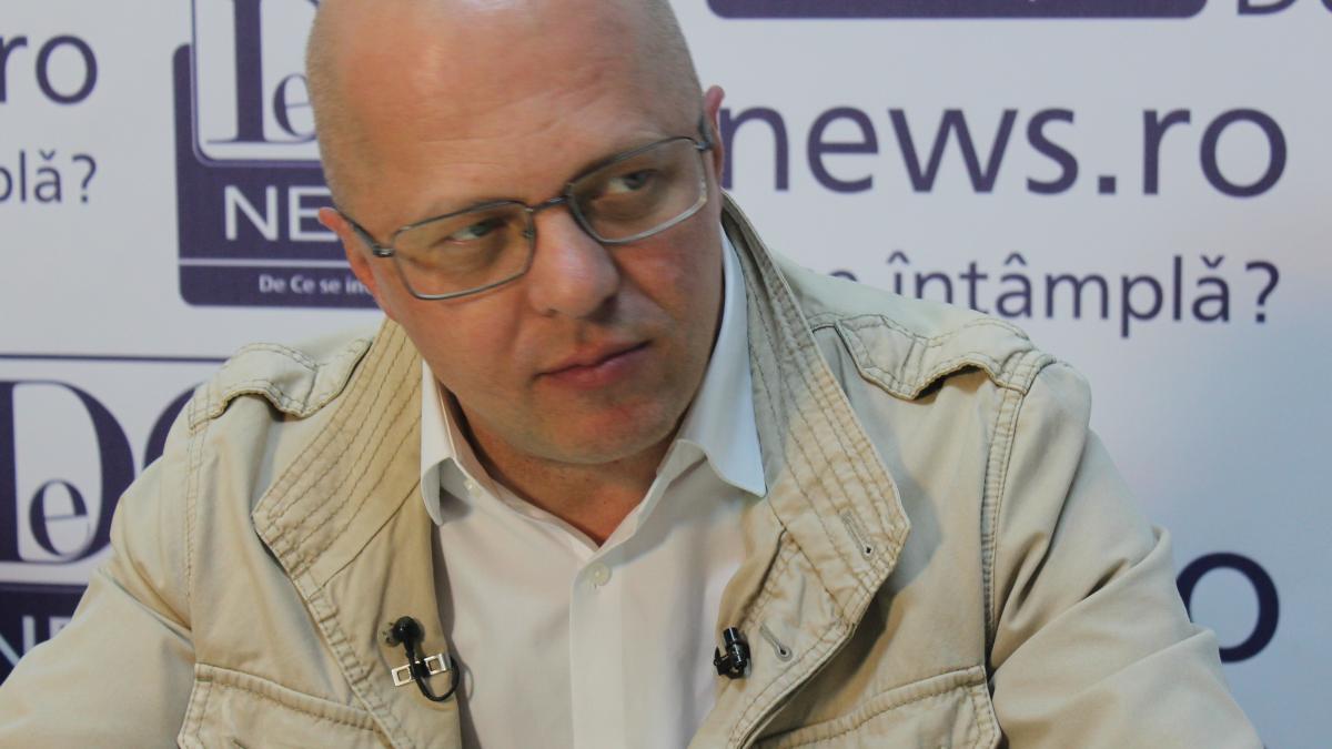 adrian-ursu_79886500