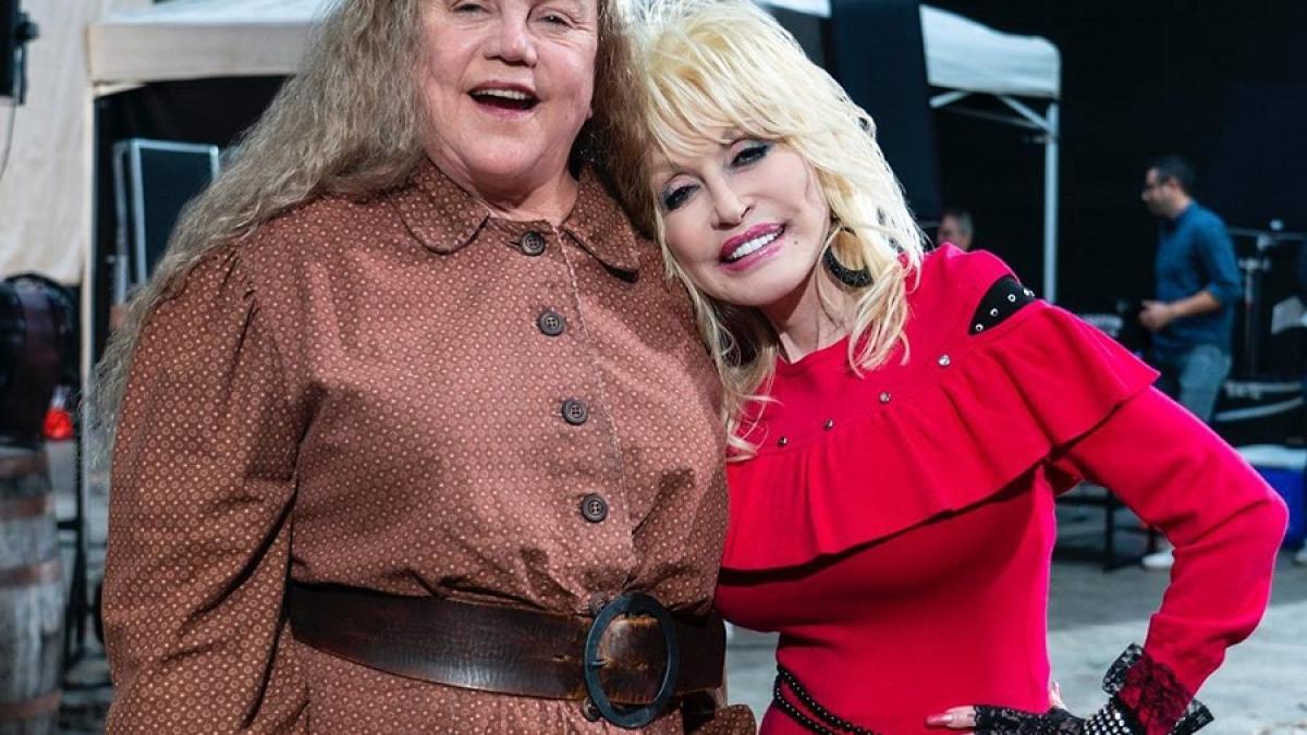 dolly_parton_meat_loaf_insta_55962600
