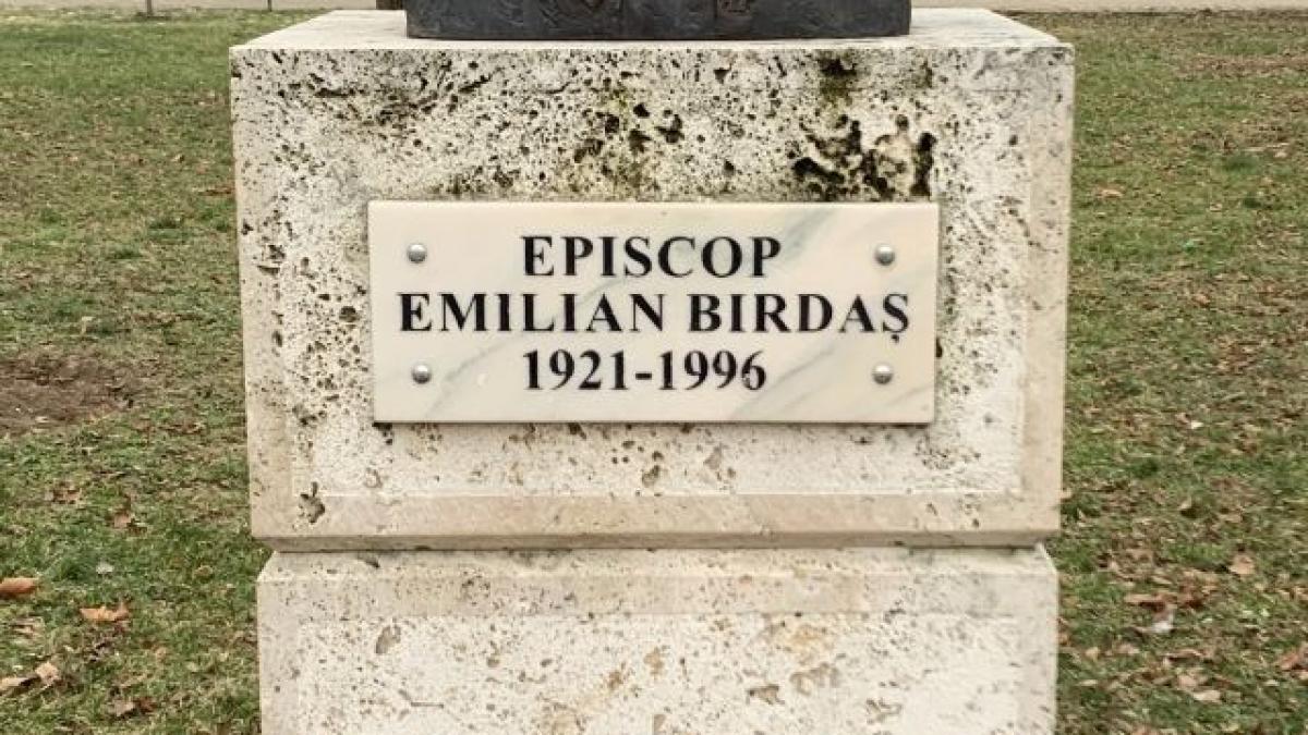 episcop-emilian-birdas---23-noiembrie-1921---5-aprilie-1996_47548400