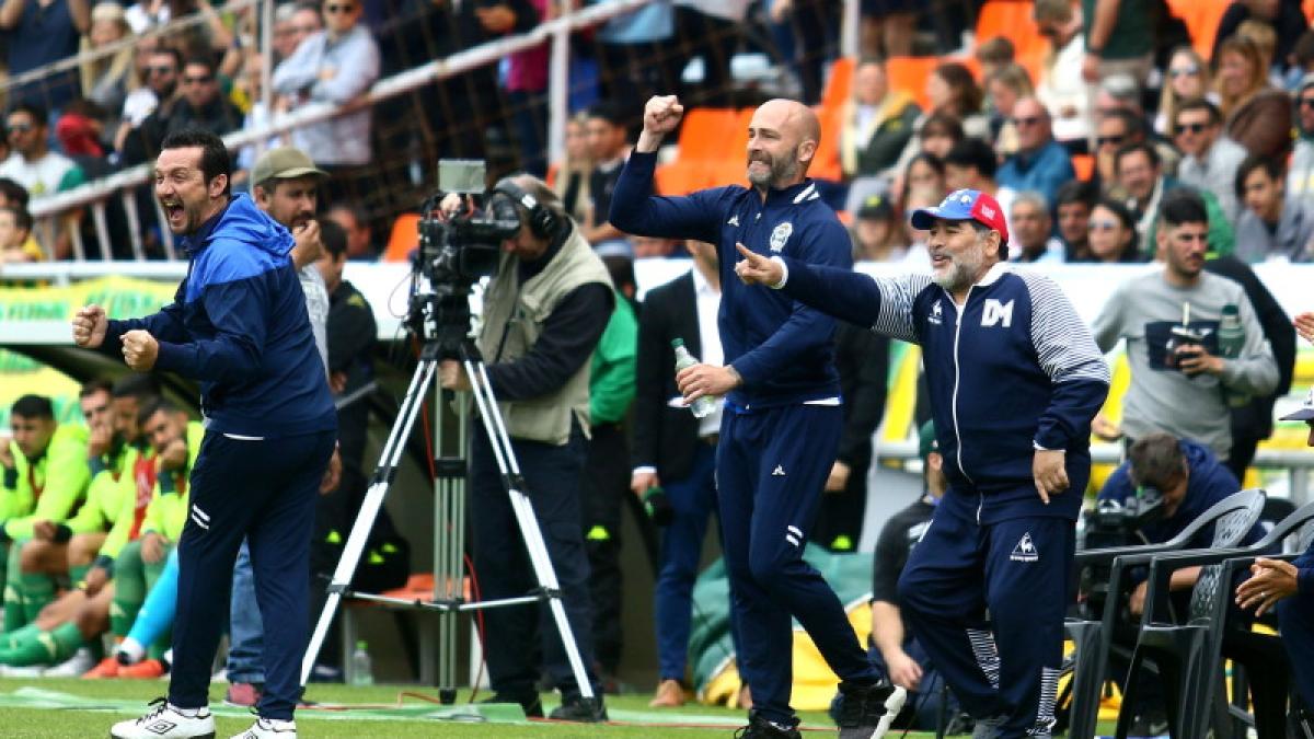 maradona-a-murit_20551300