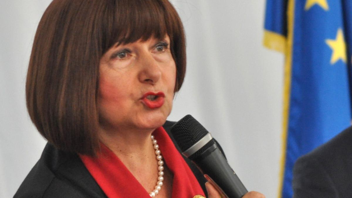 simona_miculescu_49866900