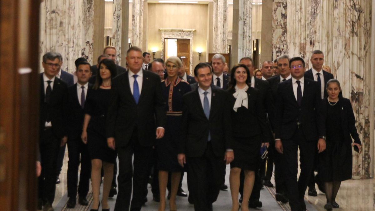 guvern-orban-instalare_44804300