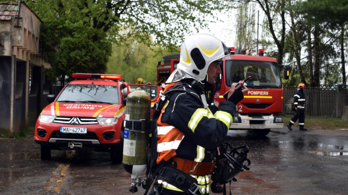 incendiu_pompieri_agerpres_3_44618200