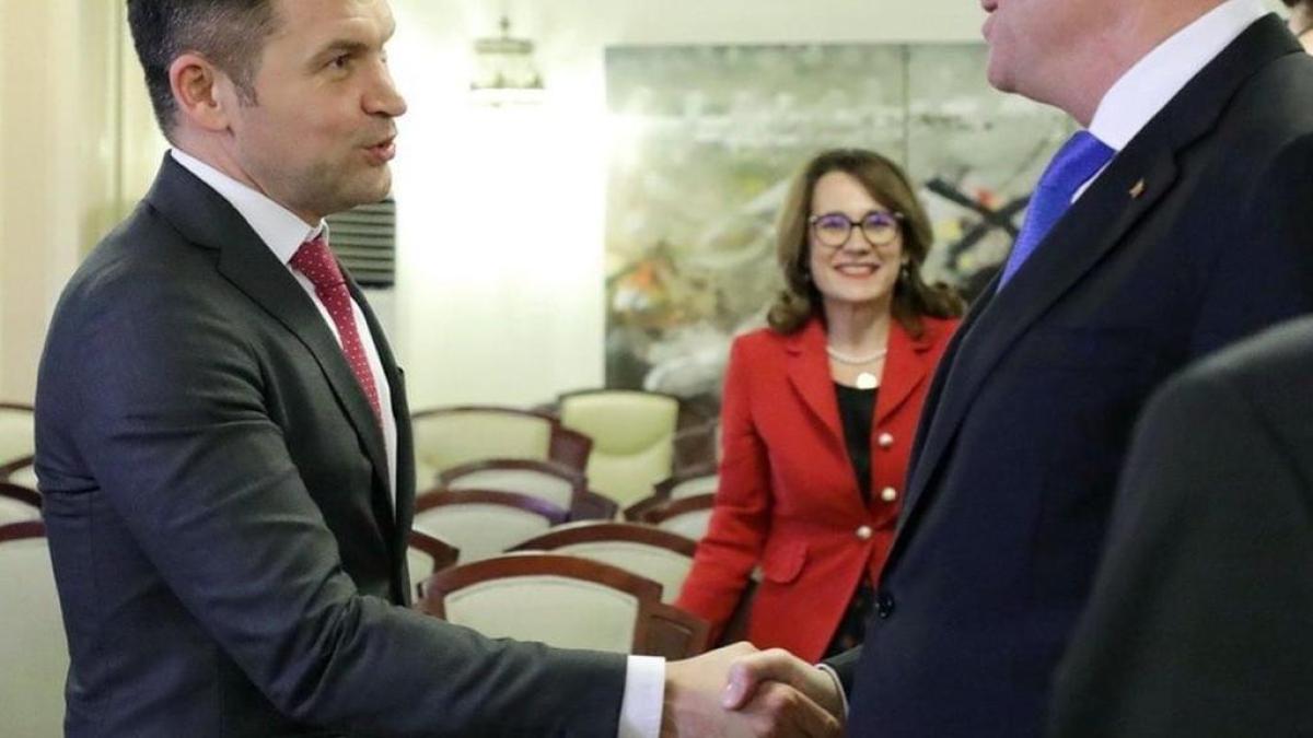 stroe-iohannis-fb_67752800