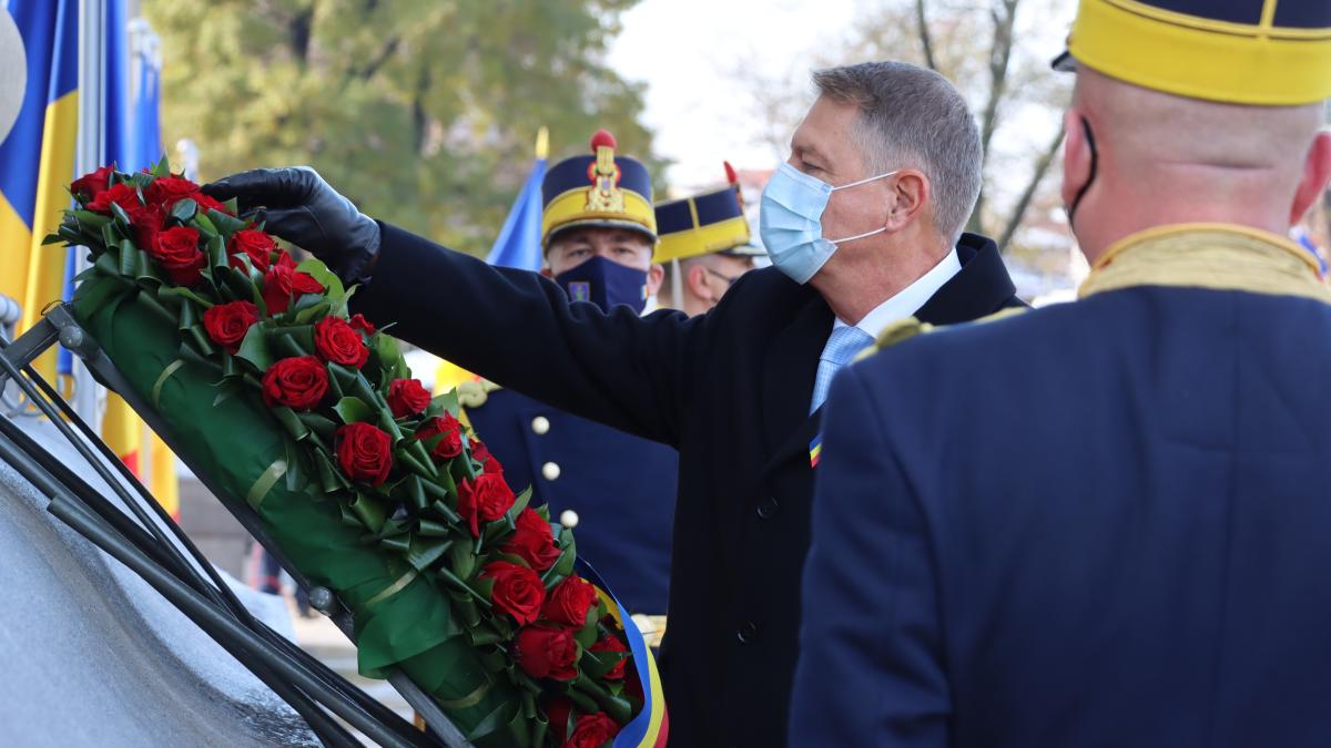 ziua-nationala-2020-klaus-iohannis-arcul-de-trumf1_06092500