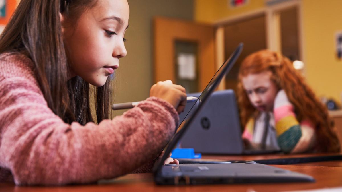 partener-al-digitalizarii_03297300